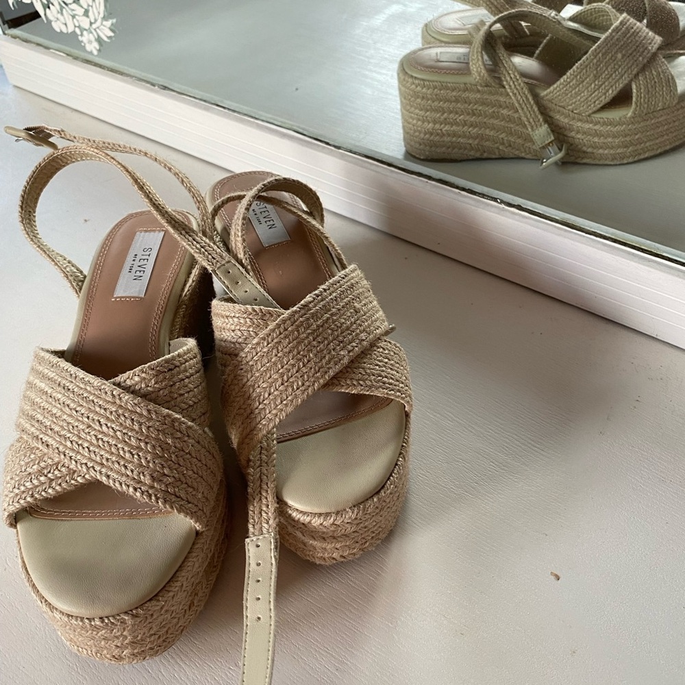 Steve Madden Beige Espadrille Sandals
